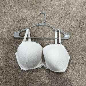 Victoria Secret Lightly Lined Lace Demi Bra